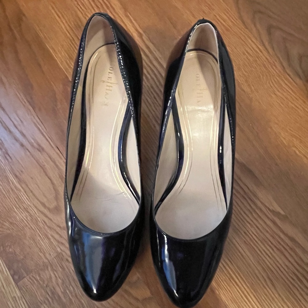 Size 9 Cole Haan pumps with Nike Air technology